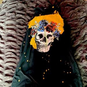 Boutique large, cold shoulder, skull and roses dress